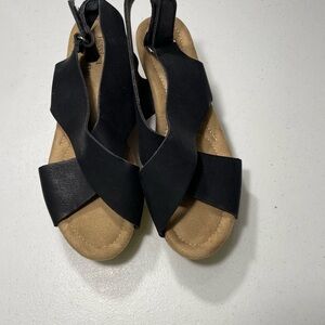Jessica Cline Black Women's Wedge Sandals Size 8W SB-90